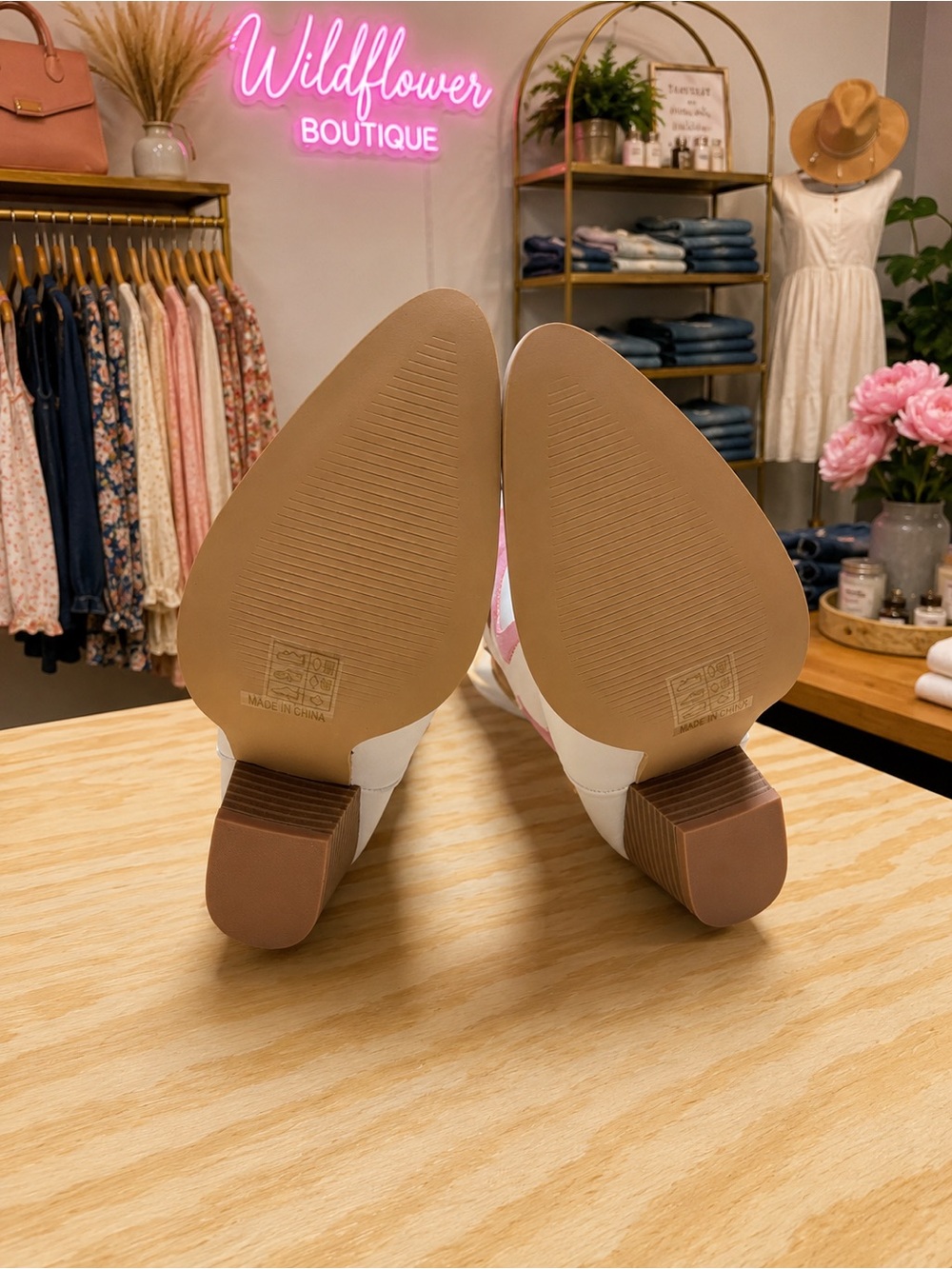 Oasis Society White Pink Bow Western Cowboy Boots NWT Size 6-9 - Picture 5 of 5